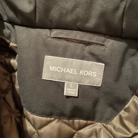 Michael Kors Modern Fit
Hooded All Weather Anorak
Jacket - Picture 6 of 7